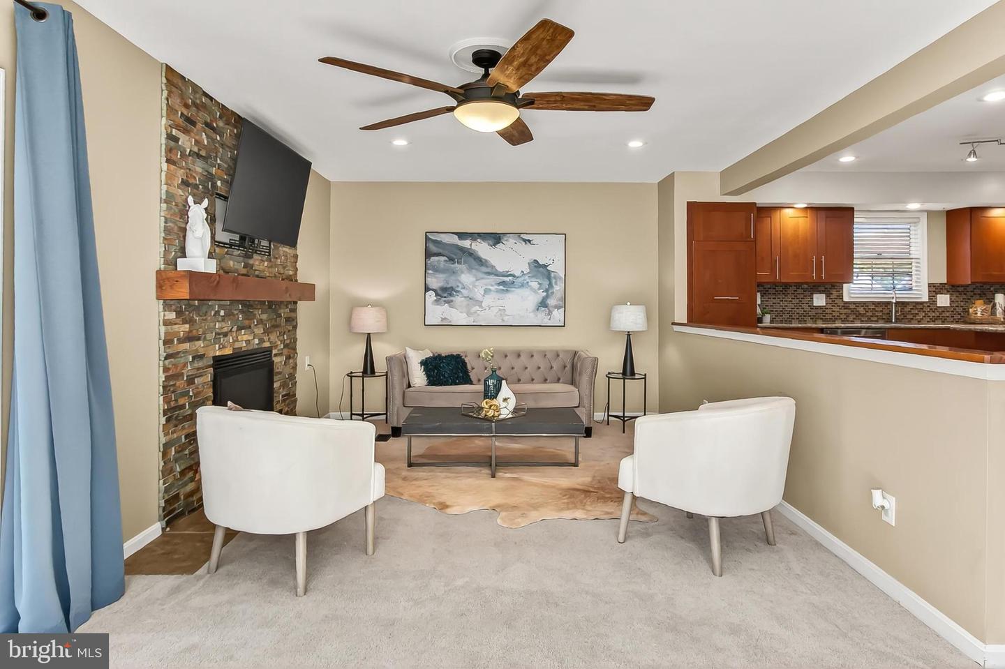 8619 LAUREN DR, SPRINGFIELD, Virginia 22153, 3 Bedrooms Bedrooms, 12 Rooms Rooms,3 BathroomsBathrooms,Residential,For sale,8619 LAUREN DR,VAFX2264174 MLS # VAFX2264174