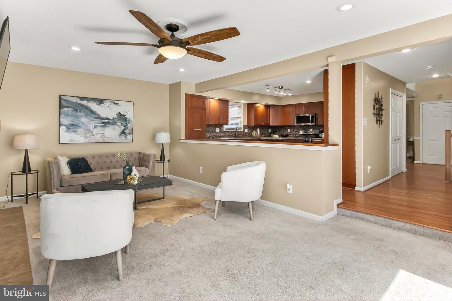 8619 LAUREN DR, SPRINGFIELD, Virginia 22153, 3 Bedrooms Bedrooms, 12 Rooms Rooms,3 BathroomsBathrooms,Residential,For sale,8619 LAUREN DR,VAFX2264174 MLS # VAFX2264174