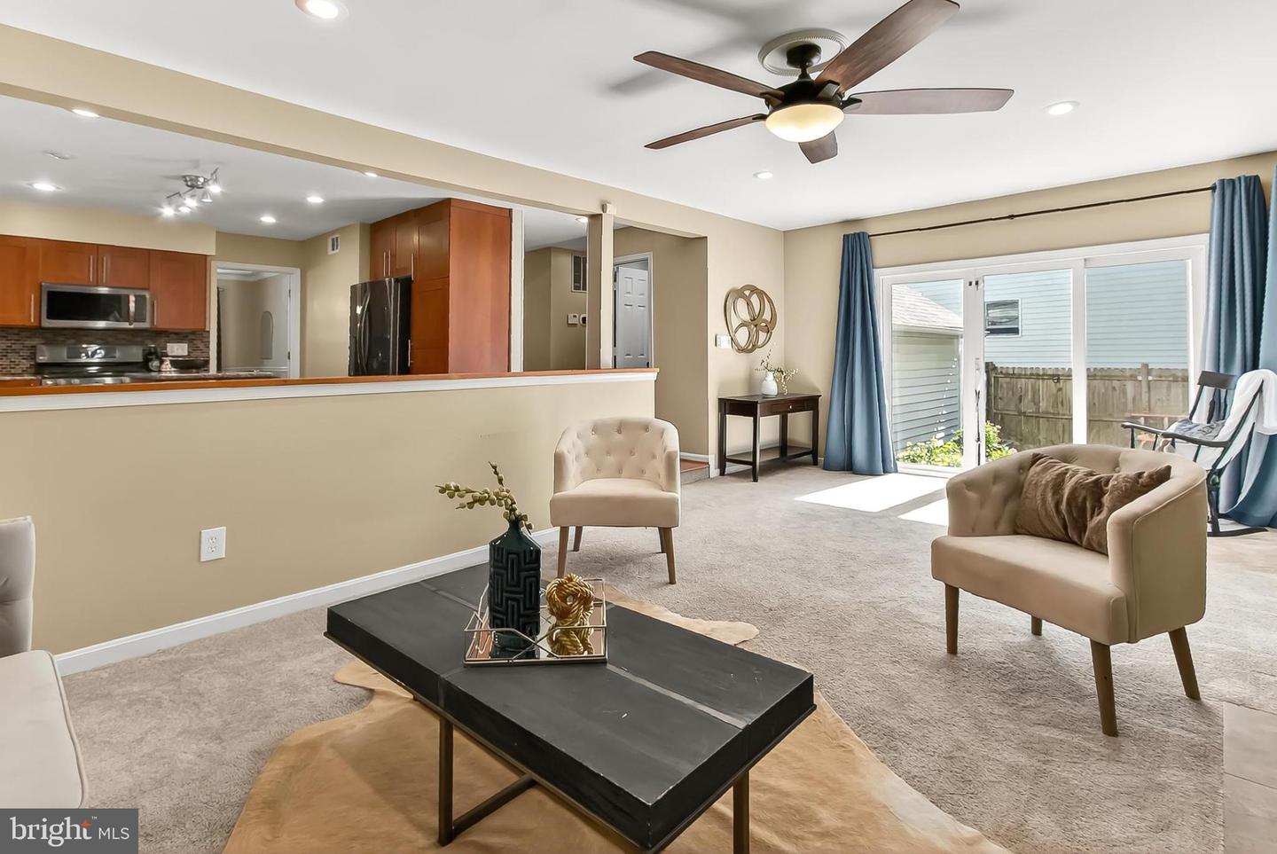 8619 LAUREN DR, SPRINGFIELD, Virginia 22153, 3 Bedrooms Bedrooms, 12 Rooms Rooms,3 BathroomsBathrooms,Residential,For sale,8619 LAUREN DR,VAFX2264174 MLS # VAFX2264174