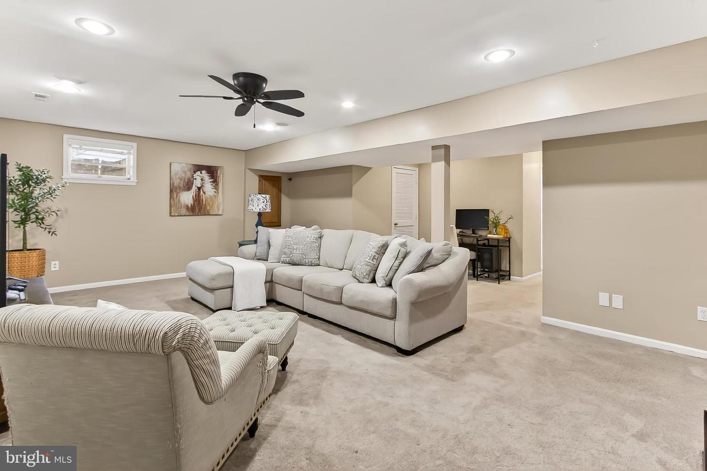 8619 LAUREN DR, SPRINGFIELD, Virginia 22153, 3 Bedrooms Bedrooms, 12 Rooms Rooms,3 BathroomsBathrooms,Residential,For sale,8619 LAUREN DR,VAFX2264174 MLS # VAFX2264174