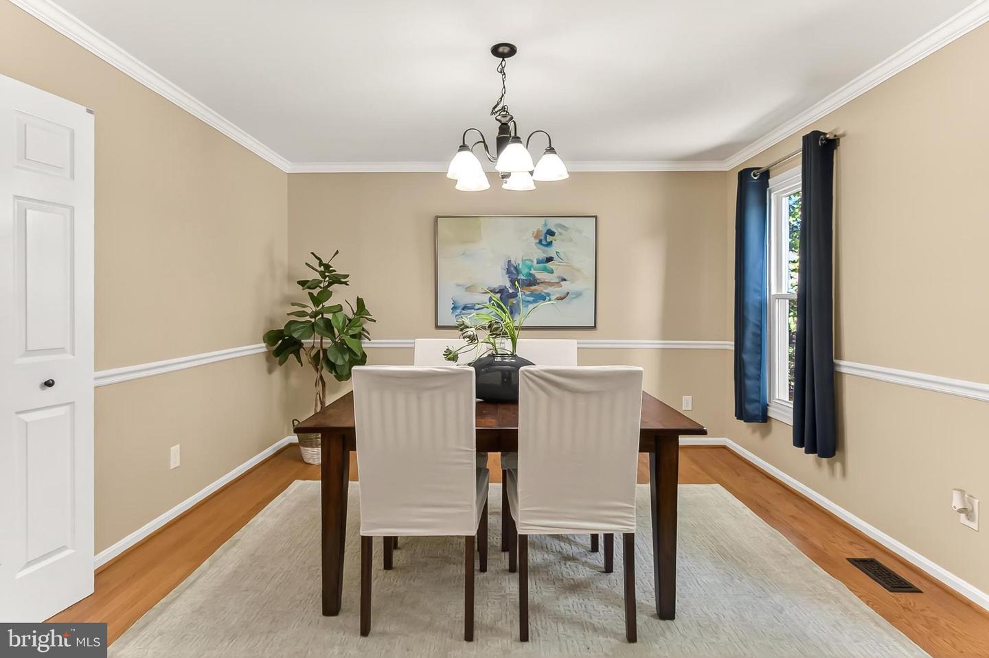 8619 LAUREN DR, SPRINGFIELD, Virginia 22153, 3 Bedrooms Bedrooms, 12 Rooms Rooms,3 BathroomsBathrooms,Residential,For sale,8619 LAUREN DR,VAFX2264174 MLS # VAFX2264174