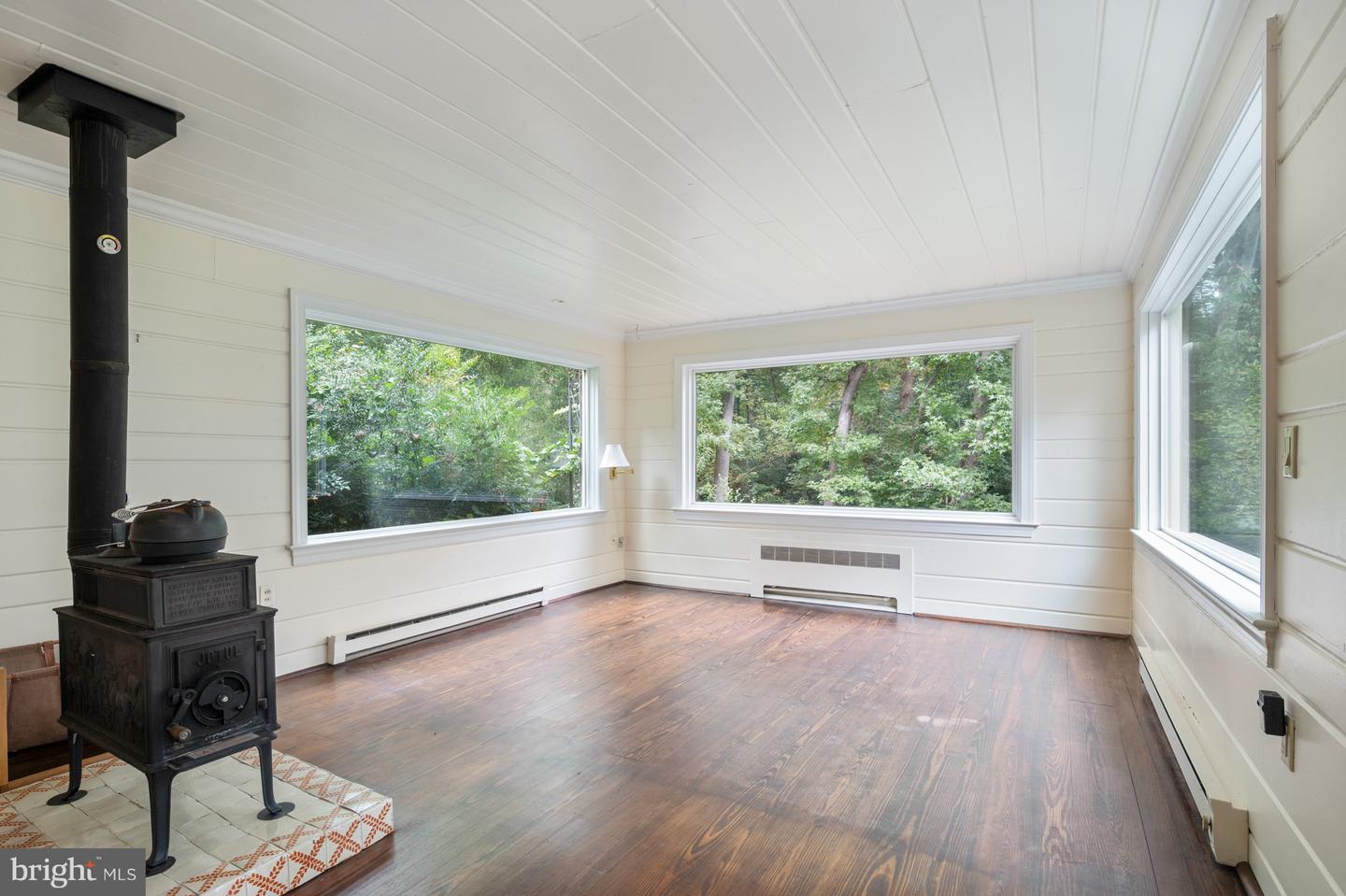 824 ARCTURUS ON THE POTOMAC, ALEXANDRIA, Virginia 22308, 2 Bedrooms Bedrooms, 14 Rooms Rooms,3 BathroomsBathrooms,Residential,For sale,824 ARCTURUS ON THE POTOMAC,VAFX2266282 MLS # VAFX2266282