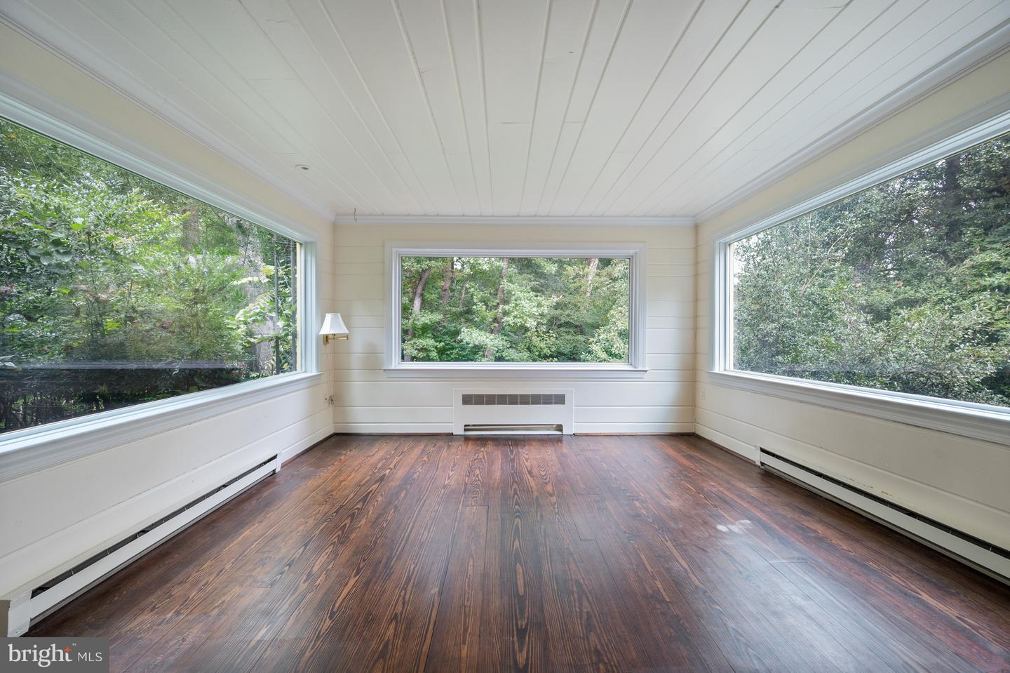 824 ARCTURUS ON THE POTOMAC, ALEXANDRIA, Virginia 22308, 2 Bedrooms Bedrooms, 14 Rooms Rooms,3 BathroomsBathrooms,Residential,For sale,824 ARCTURUS ON THE POTOMAC,VAFX2266282 MLS # VAFX2266282