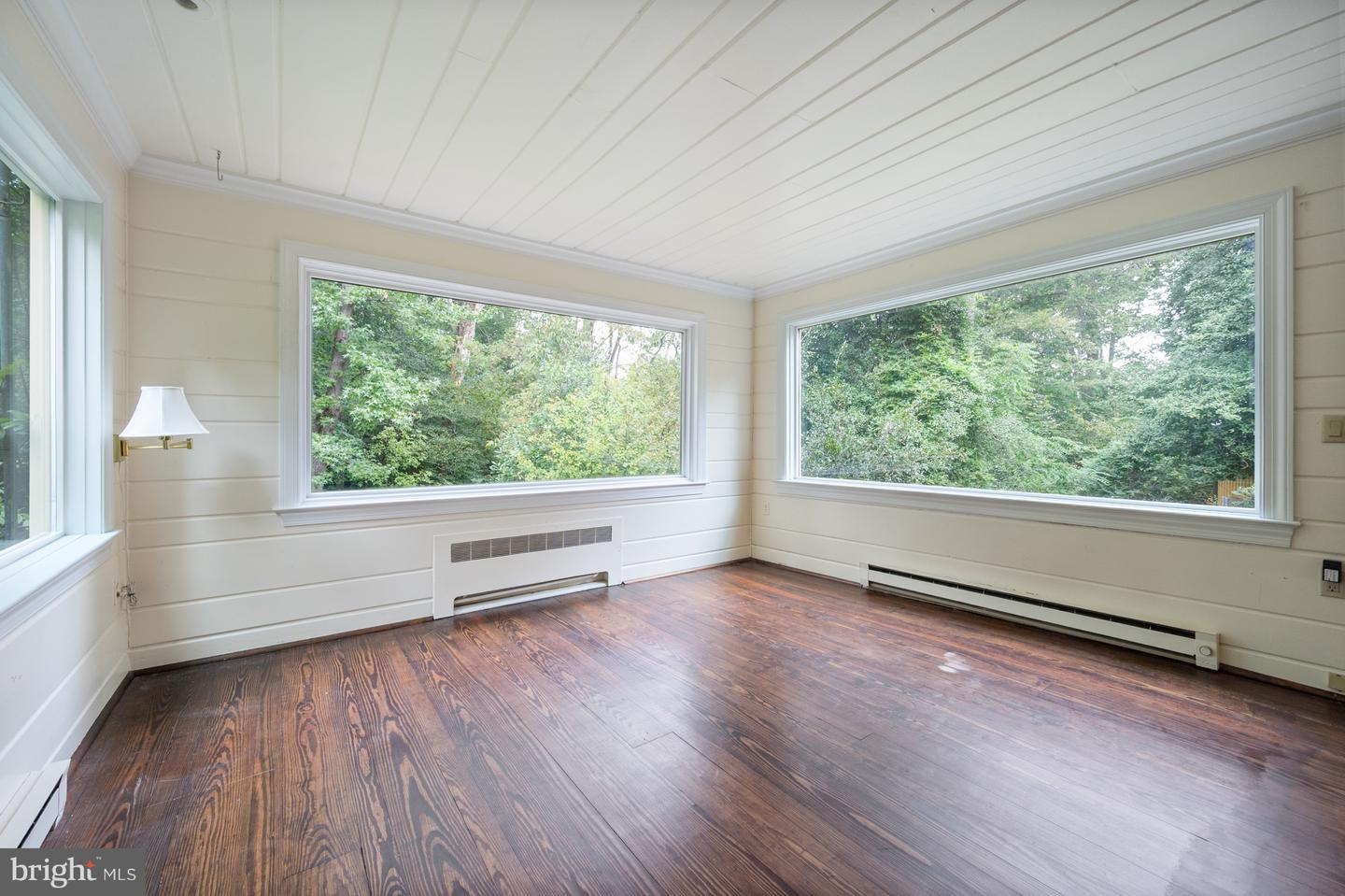 824 ARCTURUS ON THE POTOMAC, ALEXANDRIA, Virginia 22308, 2 Bedrooms Bedrooms, 14 Rooms Rooms,3 BathroomsBathrooms,Residential,For sale,824 ARCTURUS ON THE POTOMAC,VAFX2266282 MLS # VAFX2266282