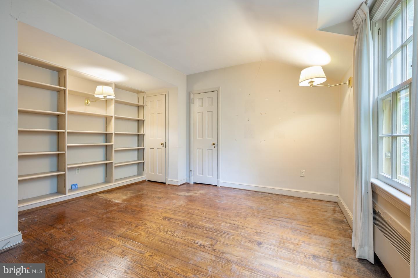 824 ARCTURUS ON THE POTOMAC, ALEXANDRIA, Virginia 22308, 2 Bedrooms Bedrooms, 14 Rooms Rooms,3 BathroomsBathrooms,Residential,For sale,824 ARCTURUS ON THE POTOMAC,VAFX2266282 MLS # VAFX2266282