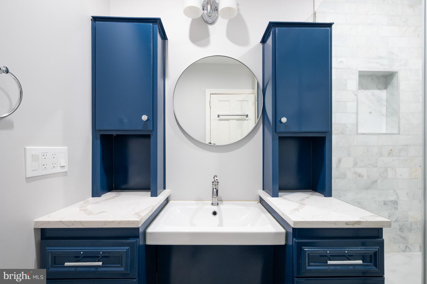 824 ARCTURUS ON THE POTOMAC, ALEXANDRIA, Virginia 22308, 2 Bedrooms Bedrooms, 14 Rooms Rooms,3 BathroomsBathrooms,Residential,For sale,824 ARCTURUS ON THE POTOMAC,VAFX2266282 MLS # VAFX2266282
