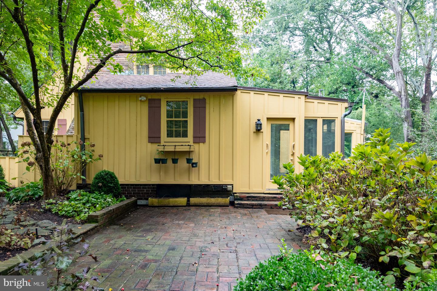 824 ARCTURUS ON THE POTOMAC, ALEXANDRIA, Virginia 22308, 2 Bedrooms Bedrooms, 14 Rooms Rooms,3 BathroomsBathrooms,Residential,For sale,824 ARCTURUS ON THE POTOMAC,VAFX2266282 MLS # VAFX2266282