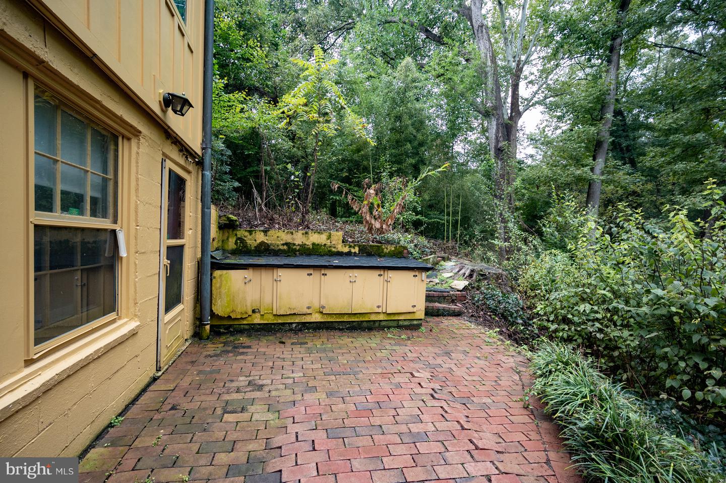 824 ARCTURUS ON THE POTOMAC, ALEXANDRIA, Virginia 22308, 2 Bedrooms Bedrooms, 14 Rooms Rooms,3 BathroomsBathrooms,Residential,For sale,824 ARCTURUS ON THE POTOMAC,VAFX2266282 MLS # VAFX2266282