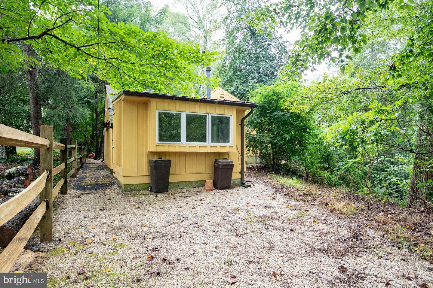 824 ARCTURUS ON THE POTOMAC, ALEXANDRIA, Virginia 22308, 2 Bedrooms Bedrooms, 14 Rooms Rooms,3 BathroomsBathrooms,Residential,For sale,824 ARCTURUS ON THE POTOMAC,VAFX2266282 MLS # VAFX2266282