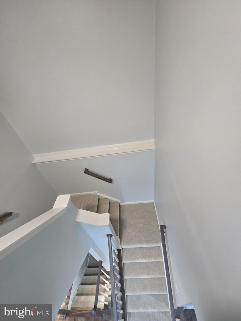 25415 MORSE DR, CHANTILLY, Virginia 20152, 3 Bedrooms Bedrooms, ,3 BathroomsBathrooms,Residential,For sale,25415 MORSE DR,VALO2106560 MLS # VALO2106560