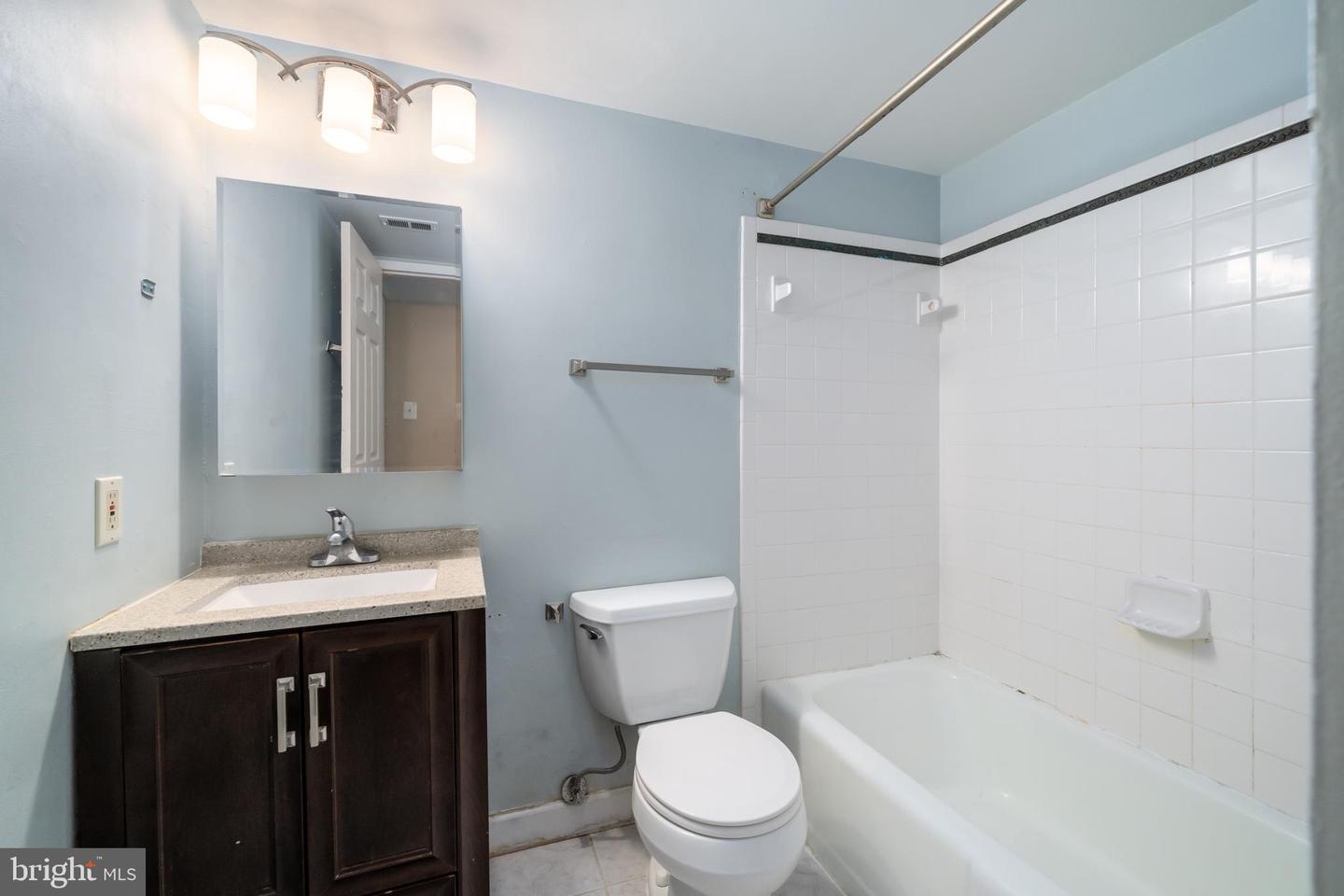 1422 NORTHGATE SQ #22/1A, RESTON, Virginia 20190, 1 Bedroom Bedrooms, ,1 BathroomBathrooms,Residential,For sale,1422 NORTHGATE SQ #22/1A,VAFX2267958 MLS # VAFX2267958 1422 NORTHGATE SQ #22/1A, RESTON, Virginia 20190, 1 Bedroom Bedrooms, ,1 BathroomBathrooms,Residential,For sale,1422 NORTHGATE SQ #22/1A,VAFX2267958 MLS # VAFX2267958