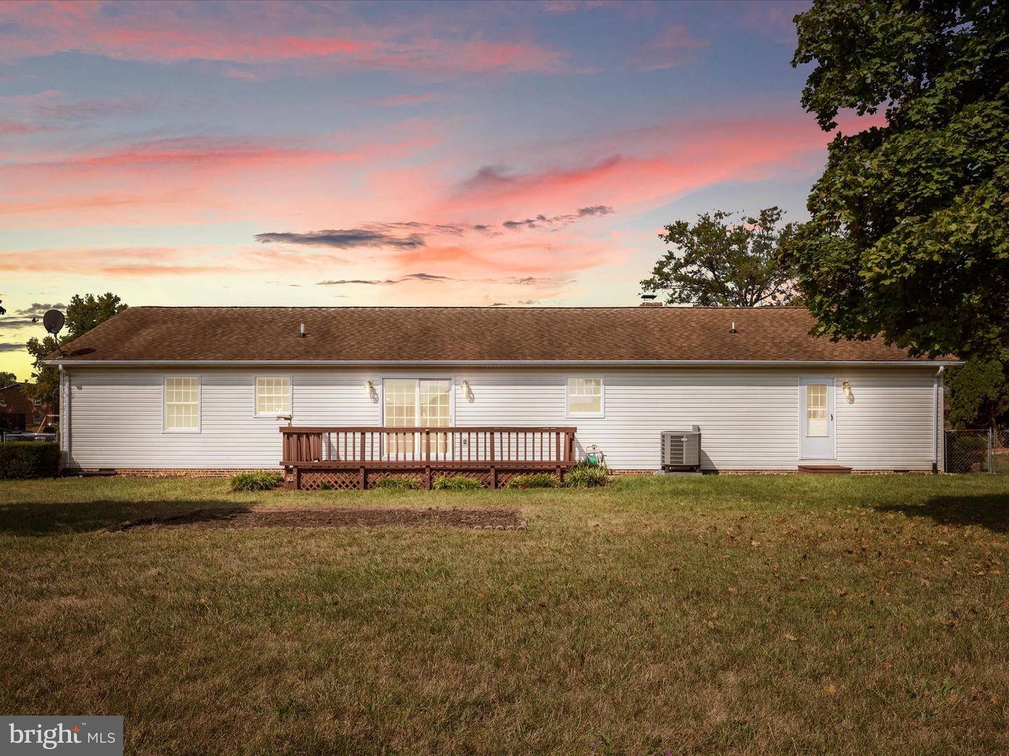 104 WAKELAND DR, STEPHENS CITY, Virginia 22655, 3 Bedrooms Bedrooms, ,2 BathroomsBathrooms,Residential,For sale,104 WAKELAND DR,VAFV2036886 MLS # VAFV2036886