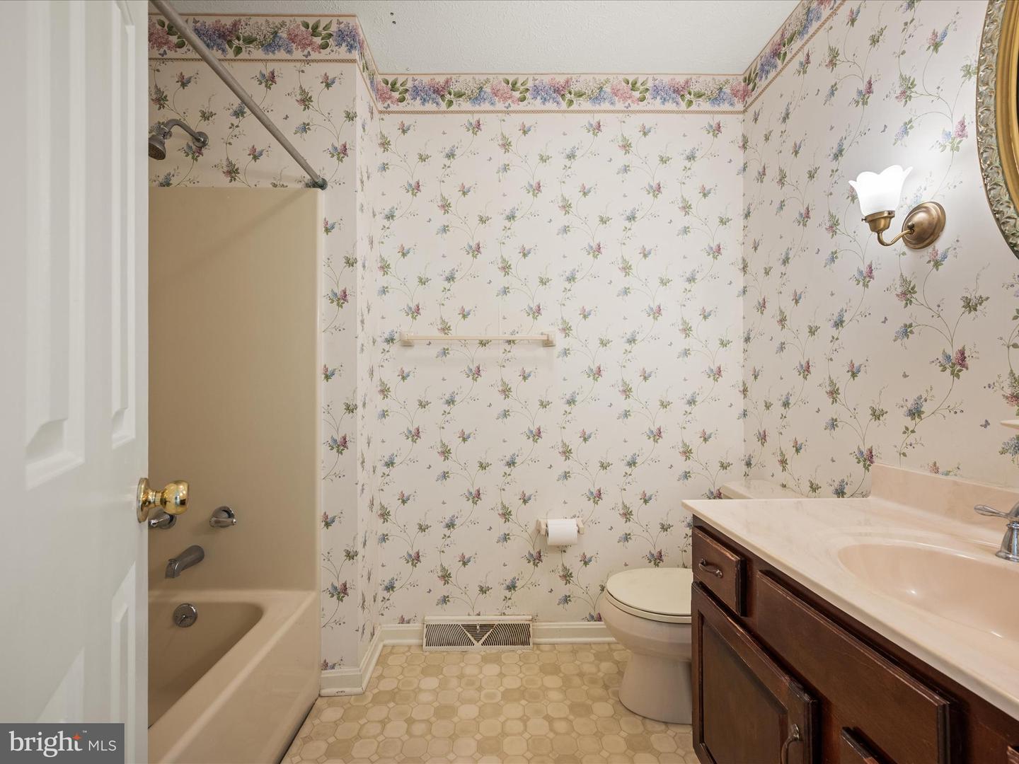 104 WAKELAND DR, STEPHENS CITY, Virginia 22655, 3 Bedrooms Bedrooms, ,2 BathroomsBathrooms,Residential,For sale,104 WAKELAND DR,VAFV2036886 MLS # VAFV2036886