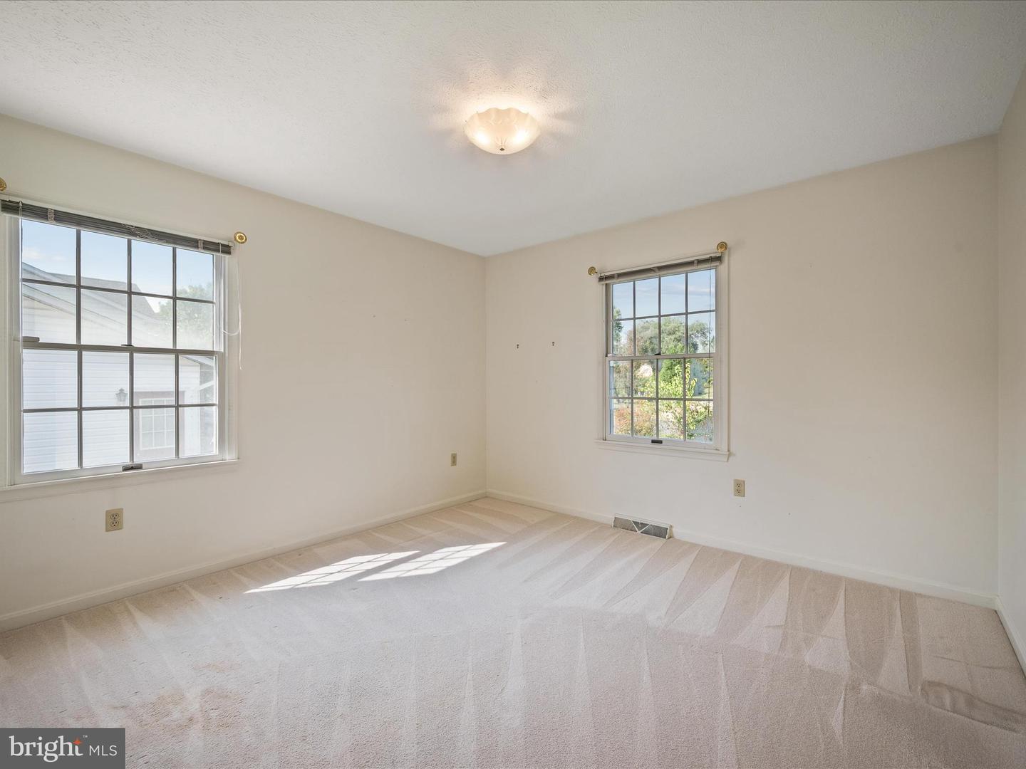 104 WAKELAND DR, STEPHENS CITY, Virginia 22655, 3 Bedrooms Bedrooms, ,2 BathroomsBathrooms,Residential,For sale,104 WAKELAND DR,VAFV2036886 MLS # VAFV2036886