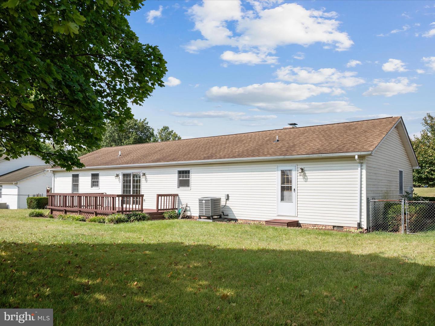 104 WAKELAND DR, STEPHENS CITY, Virginia 22655, 3 Bedrooms Bedrooms, ,2 BathroomsBathrooms,Residential,For sale,104 WAKELAND DR,VAFV2036886 MLS # VAFV2036886