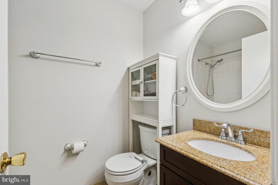5715 LAWSONS HILL CT, ALEXANDRIA, Virginia 22310, 3 Bedrooms Bedrooms, ,2 BathroomsBathrooms,Residential,For sale,5715 LAWSONS HILL CT,VAFX2268336 MLS # VAFX2268336