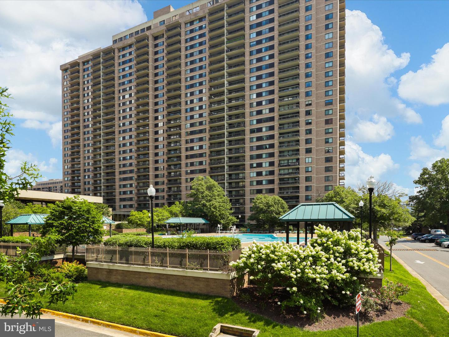 5505 SEMINARY RD #2405N, FALLS CHURCH, Virginia 22041, 3 Bedrooms Bedrooms, ,2 BathroomsBathrooms,Residential,For sale,5505 SEMINARY RD #2405N,VAFX2268064 MLS # VAFX2268064 5505 SEMINARY RD #2405N, FALLS CHURCH, Virginia 22041, 3 Bedrooms Bedrooms, ,2 BathroomsBathrooms,Residential,For sale,5505 SEMINARY RD #2405N,VAFX2268064 MLS # VAFX2268064