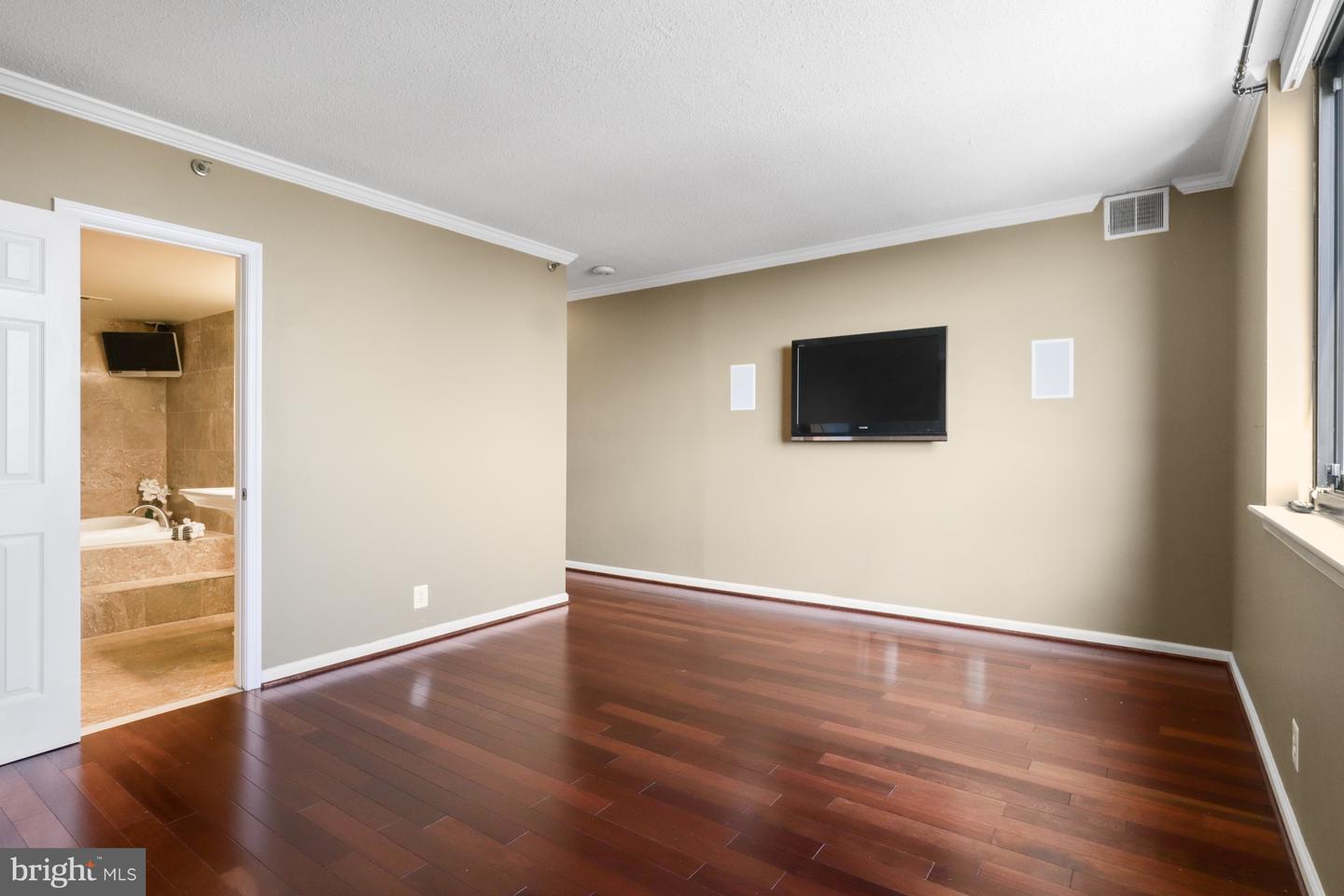 5505 SEMINARY RD #2405N, FALLS CHURCH, Virginia 22041, 3 Bedrooms Bedrooms, ,2 BathroomsBathrooms,Residential,For sale,5505 SEMINARY RD #2405N,VAFX2268064 MLS # VAFX2268064 5505 SEMINARY RD #2405N, FALLS CHURCH, Virginia 22041, 3 Bedrooms Bedrooms, ,2 BathroomsBathrooms,Residential,For sale,5505 SEMINARY RD #2405N,VAFX2268064 MLS # VAFX2268064