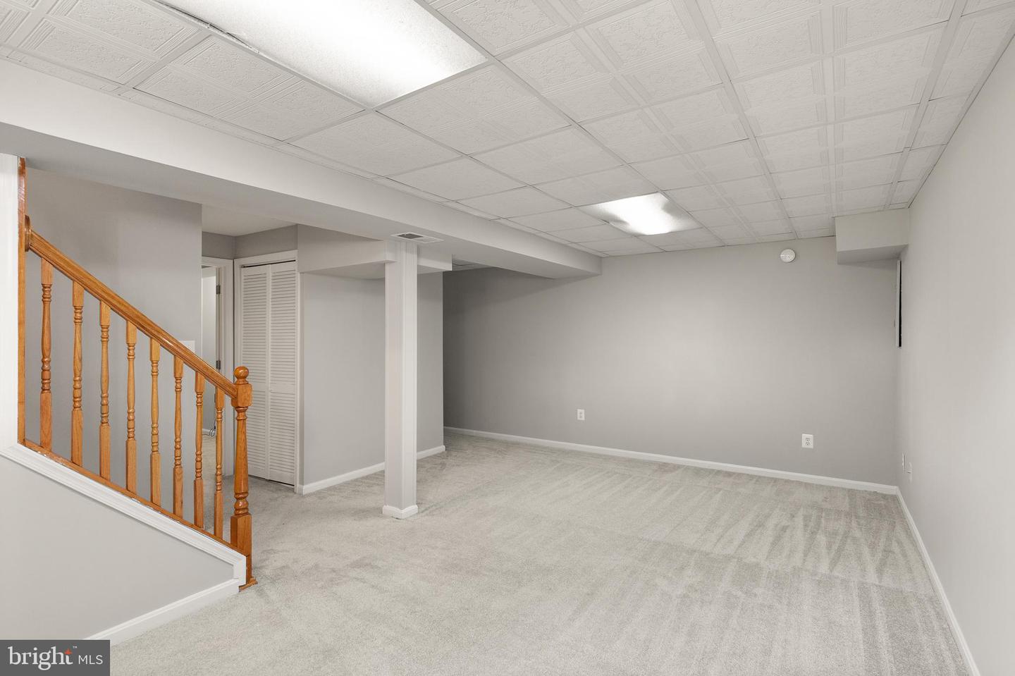 13305 HOLLINGER AVE, FAIRFAX, Virginia 22033, 3 Bedrooms Bedrooms, ,2 BathroomsBathrooms,Residential,For sale,13305 HOLLINGER AVE,VAFX2268066 MLS # VAFX2268066