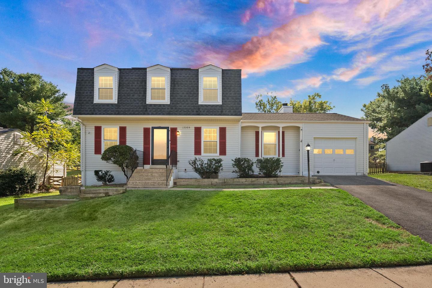 13305 HOLLINGER AVE, FAIRFAX, Virginia 22033, 3 Bedrooms Bedrooms, ,2 BathroomsBathrooms,Residential,For sale,13305 HOLLINGER AVE,VAFX2268066 MLS # VAFX2268066