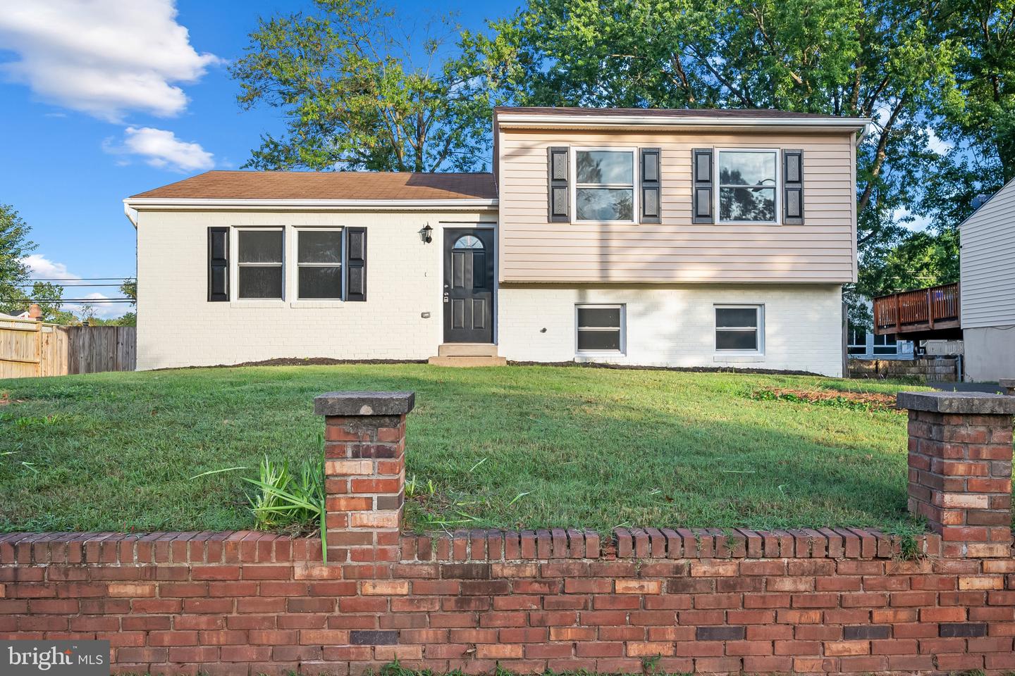 8516 CAVALRY LN, MANASSAS, Virginia 20110, 4 Bedrooms Bedrooms, ,2 BathroomsBathrooms,Residential,For sale,8516 CAVALRY LN,VAMN2009382 MLS # VAMN2009382