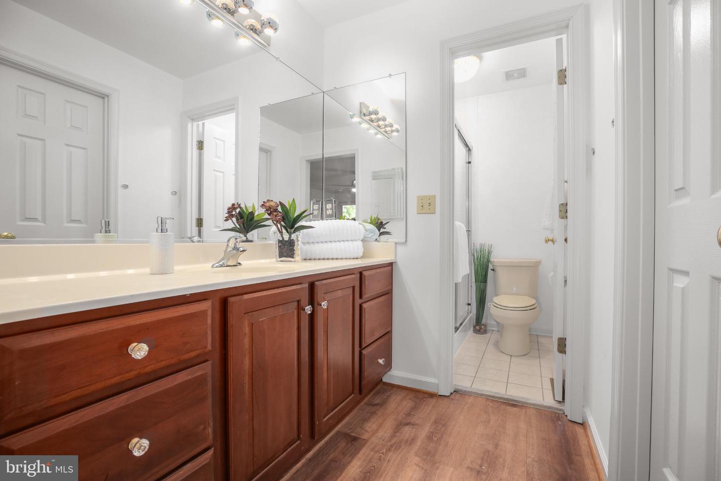 101 MONTICELLO CIR, LOCUST GROVE, Virginia 22508, 3 Bedrooms Bedrooms, 10 Rooms Rooms,2 BathroomsBathrooms,Residential,For sale,101 MONTICELLO CIR,VAOR2012372 MLS # VAOR2012372