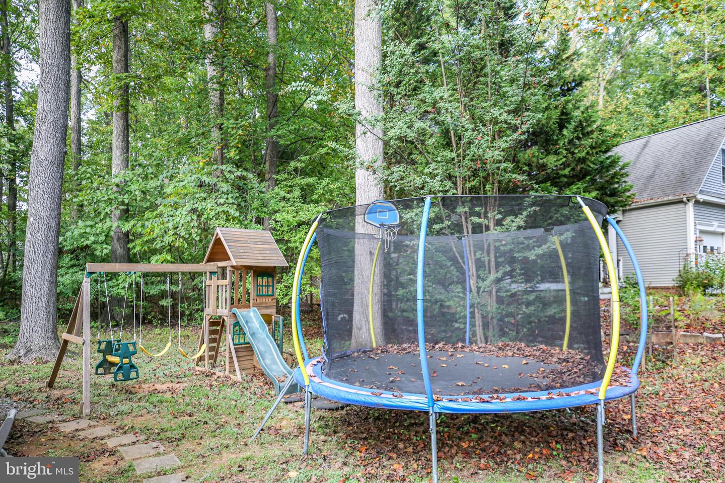 101 MONTICELLO CIR, LOCUST GROVE, Virginia 22508, 3 Bedrooms Bedrooms, 10 Rooms Rooms,2 BathroomsBathrooms,Residential,For sale,101 MONTICELLO CIR,VAOR2012372 MLS # VAOR2012372
