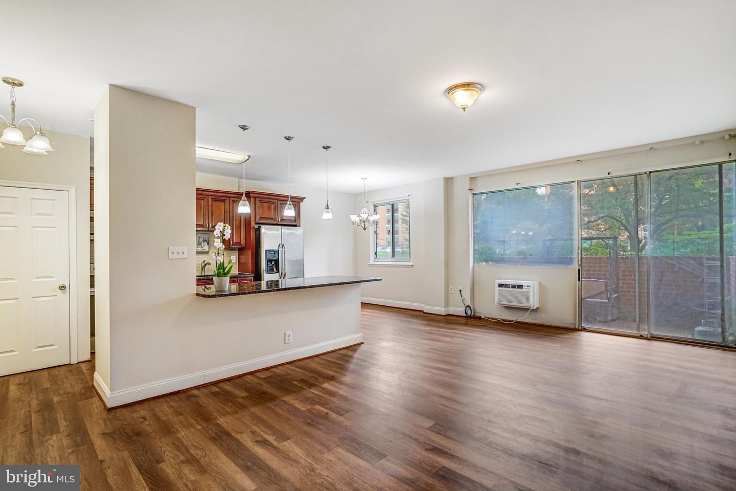 3245 RIO DR #108, FALLS CHURCH, Virginia 22041, 2 Bedrooms Bedrooms, ,2 BathroomsBathrooms,Residential,For sale,3245 RIO DR #108,VAFX2268424 MLS # VAFX2268424