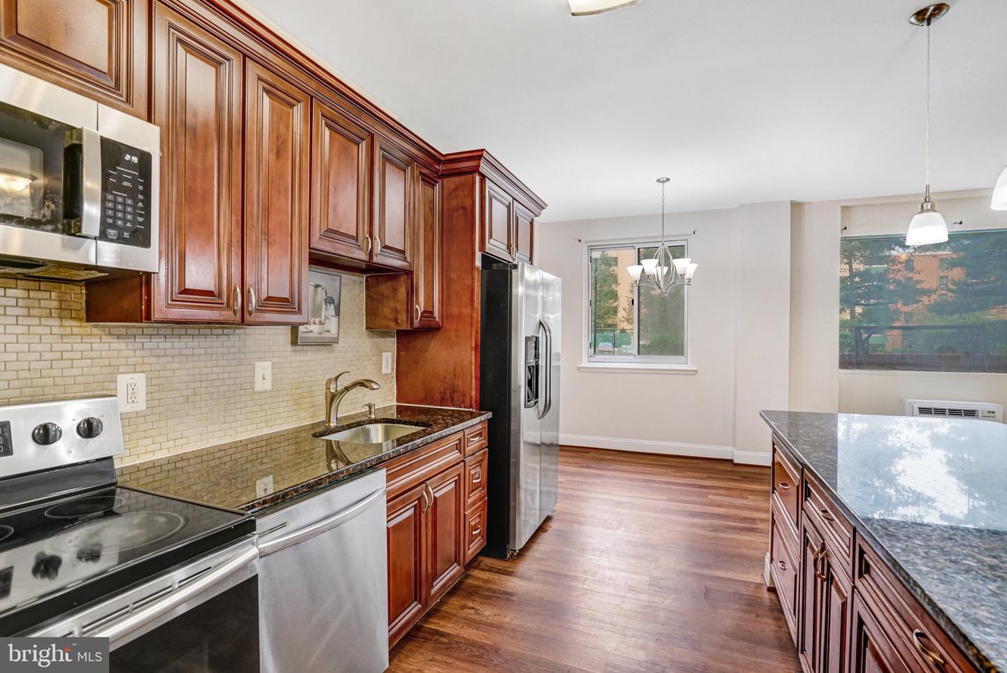 3245 RIO DR #108, FALLS CHURCH, Virginia 22041, 2 Bedrooms Bedrooms, ,2 BathroomsBathrooms,Residential,For sale,3245 RIO DR #108,VAFX2268424 MLS # VAFX2268424