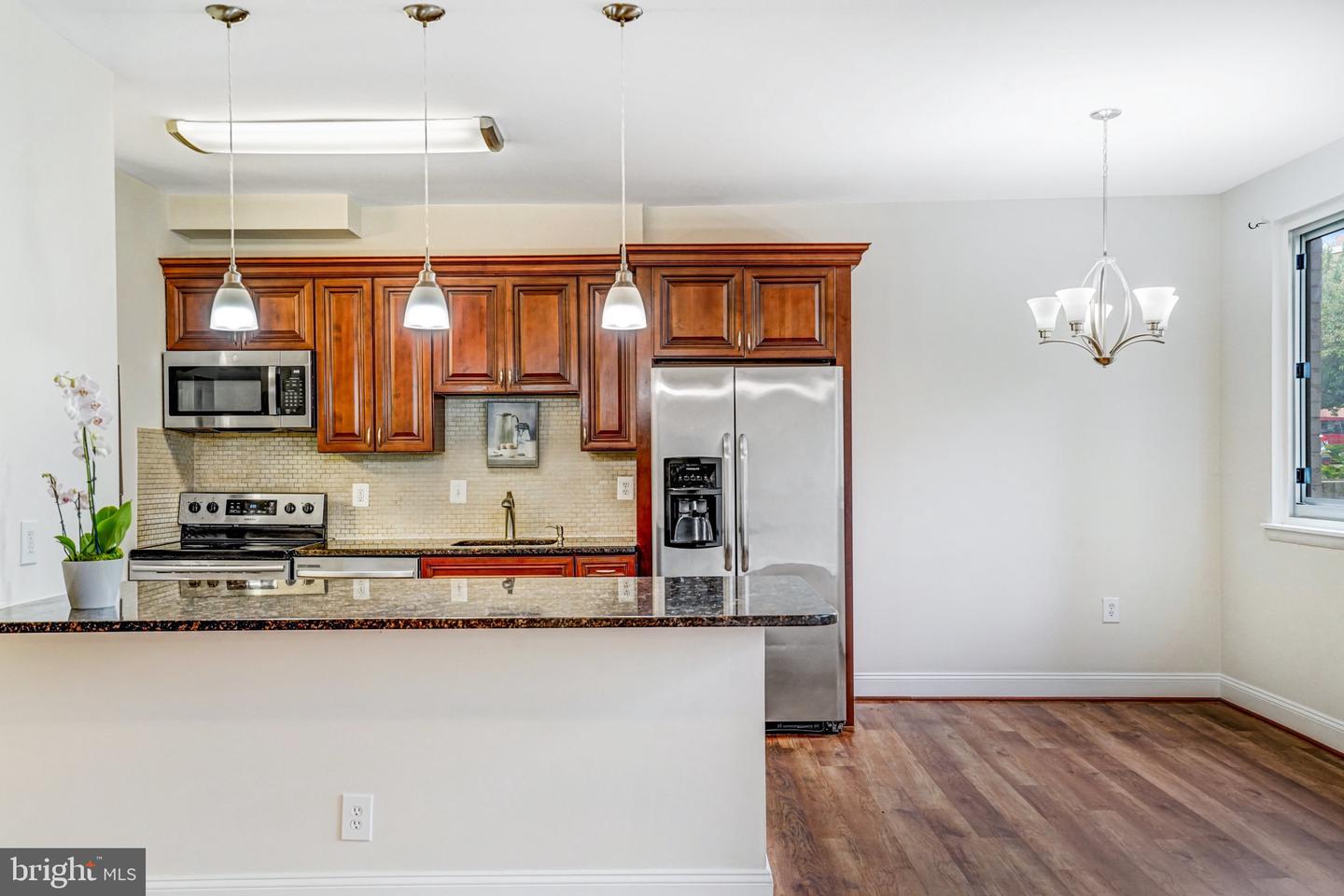 3245 RIO DR #108, FALLS CHURCH, Virginia 22041, 2 Bedrooms Bedrooms, ,2 BathroomsBathrooms,Residential,For sale,3245 RIO DR #108,VAFX2268424 MLS # VAFX2268424