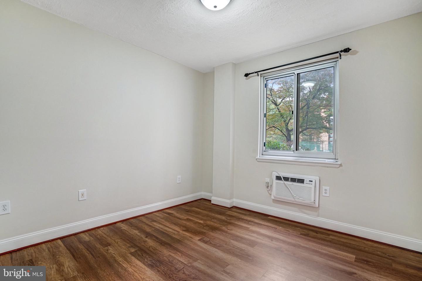 3245 RIO DR #108, FALLS CHURCH, Virginia 22041, 2 Bedrooms Bedrooms, ,2 BathroomsBathrooms,Residential,For sale,3245 RIO DR #108,VAFX2268424 MLS # VAFX2268424