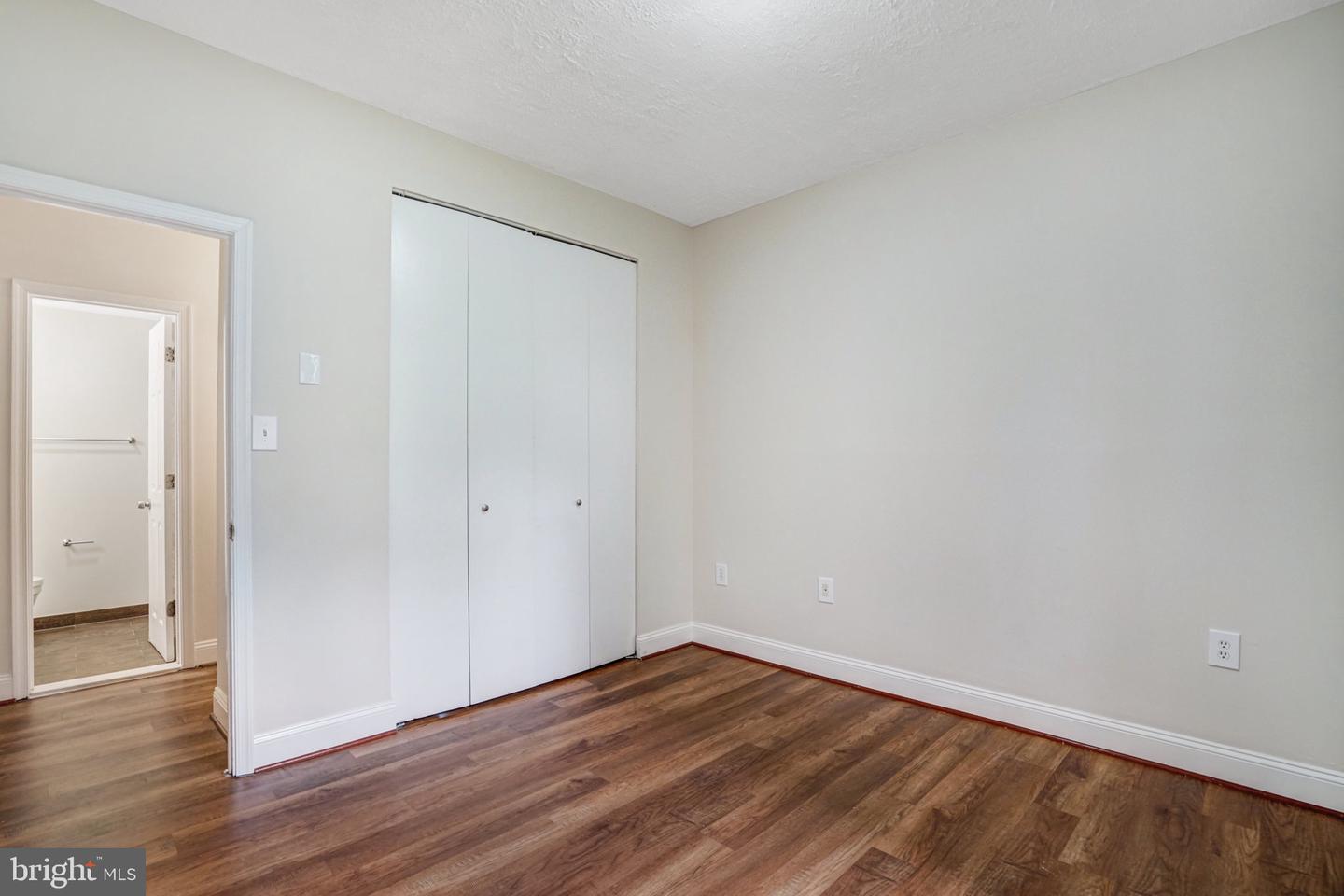 3245 RIO DR #108, FALLS CHURCH, Virginia 22041, 2 Bedrooms Bedrooms, ,2 BathroomsBathrooms,Residential,For sale,3245 RIO DR #108,VAFX2268424 MLS # VAFX2268424