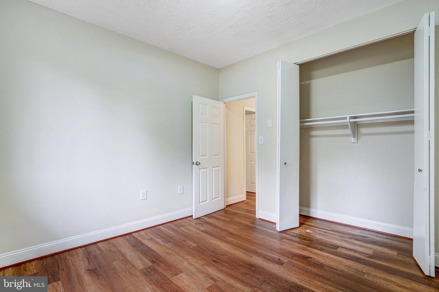 3245 RIO DR #108, FALLS CHURCH, Virginia 22041, 2 Bedrooms Bedrooms, ,2 BathroomsBathrooms,Residential,For sale,3245 RIO DR #108,VAFX2268424 MLS # VAFX2268424