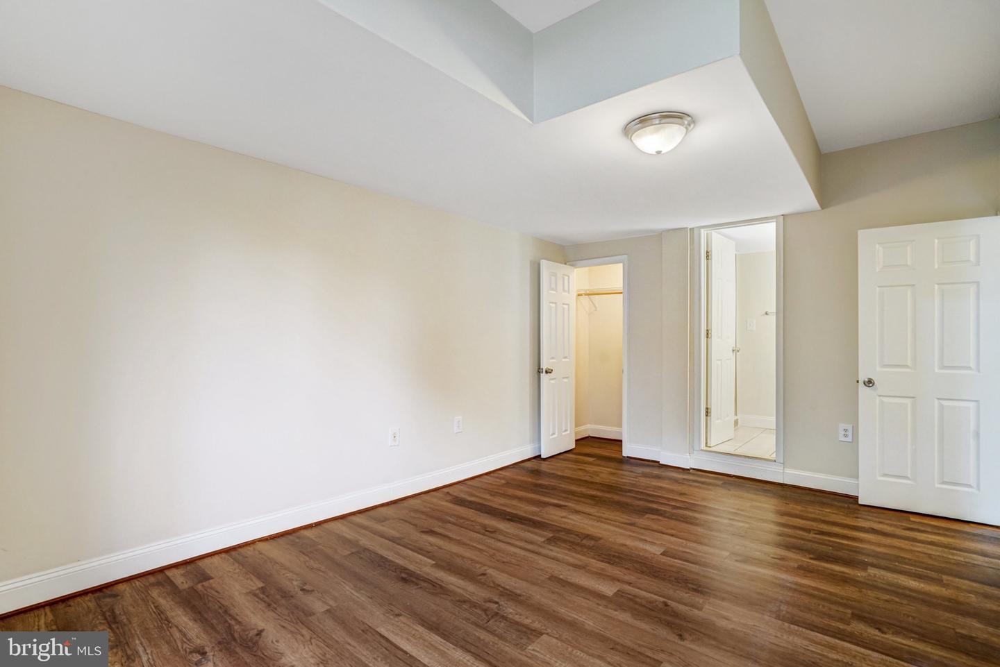 3245 RIO DR #108, FALLS CHURCH, Virginia 22041, 2 Bedrooms Bedrooms, ,2 BathroomsBathrooms,Residential,For sale,3245 RIO DR #108,VAFX2268424 MLS # VAFX2268424