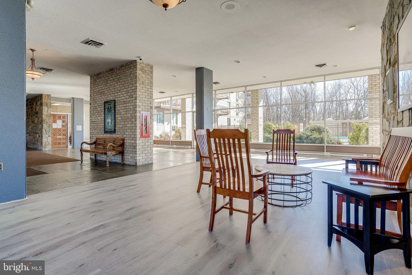 3245 RIO DR #108, FALLS CHURCH, Virginia 22041, 2 Bedrooms Bedrooms, ,2 BathroomsBathrooms,Residential,For sale,3245 RIO DR #108,VAFX2268424 MLS # VAFX2268424