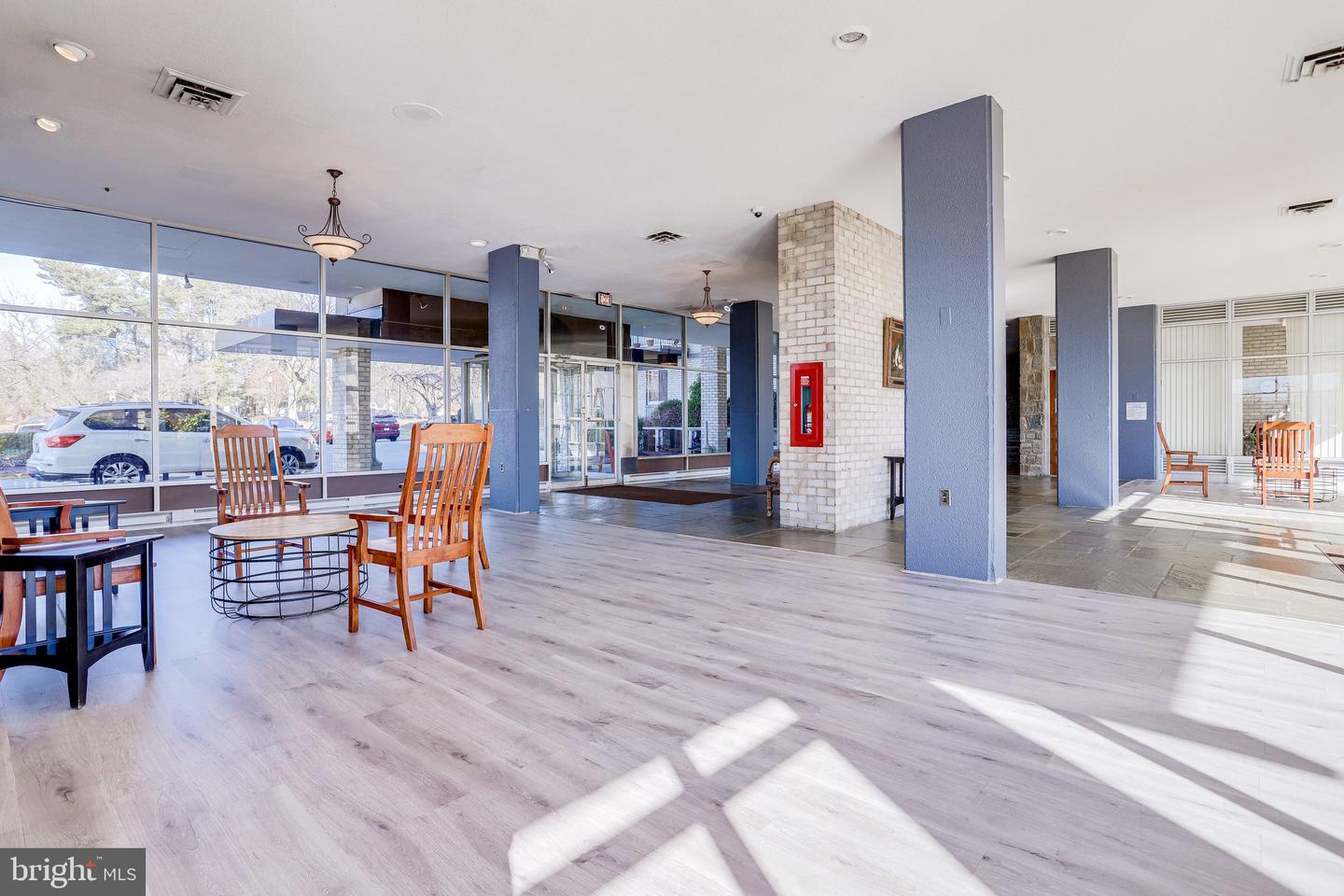 3245 RIO DR #108, FALLS CHURCH, Virginia 22041, 2 Bedrooms Bedrooms, ,2 BathroomsBathrooms,Residential,For sale,3245 RIO DR #108,VAFX2268424 MLS # VAFX2268424