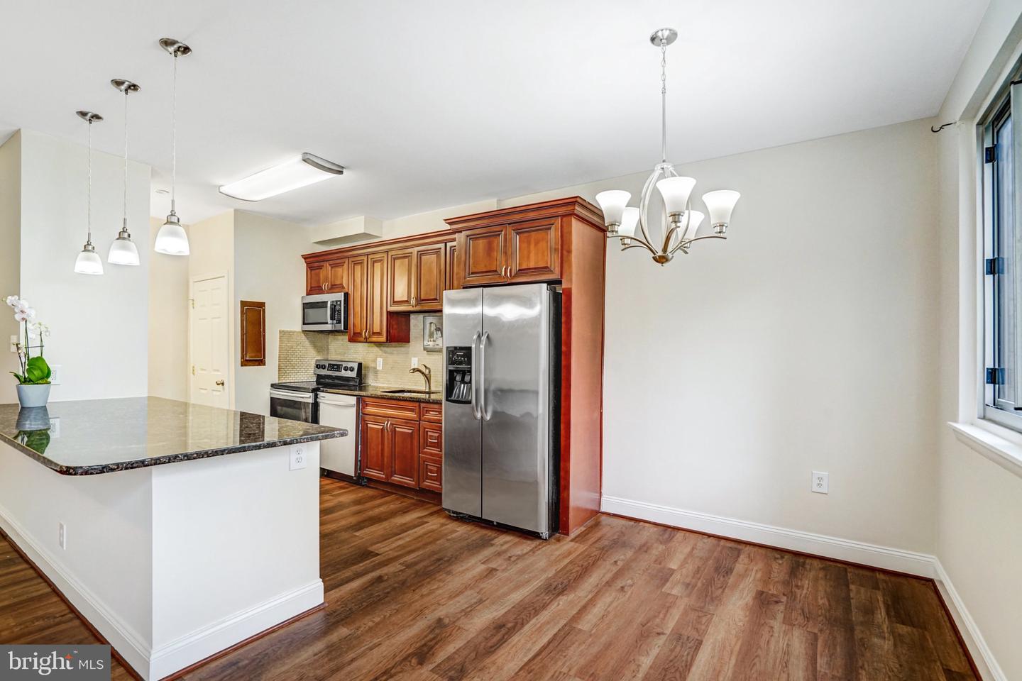 3245 RIO DR #108, FALLS CHURCH, Virginia 22041, 2 Bedrooms Bedrooms, ,2 BathroomsBathrooms,Residential,For sale,3245 RIO DR #108,VAFX2268424 MLS # VAFX2268424