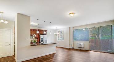 3245 RIO DR #108, FALLS CHURCH, Virginia 22041, 2 Bedrooms Bedrooms, ,2 BathroomsBathrooms,Residential,For sale,3245 RIO DR #108,VAFX2268424 MLS # VAFX2268424