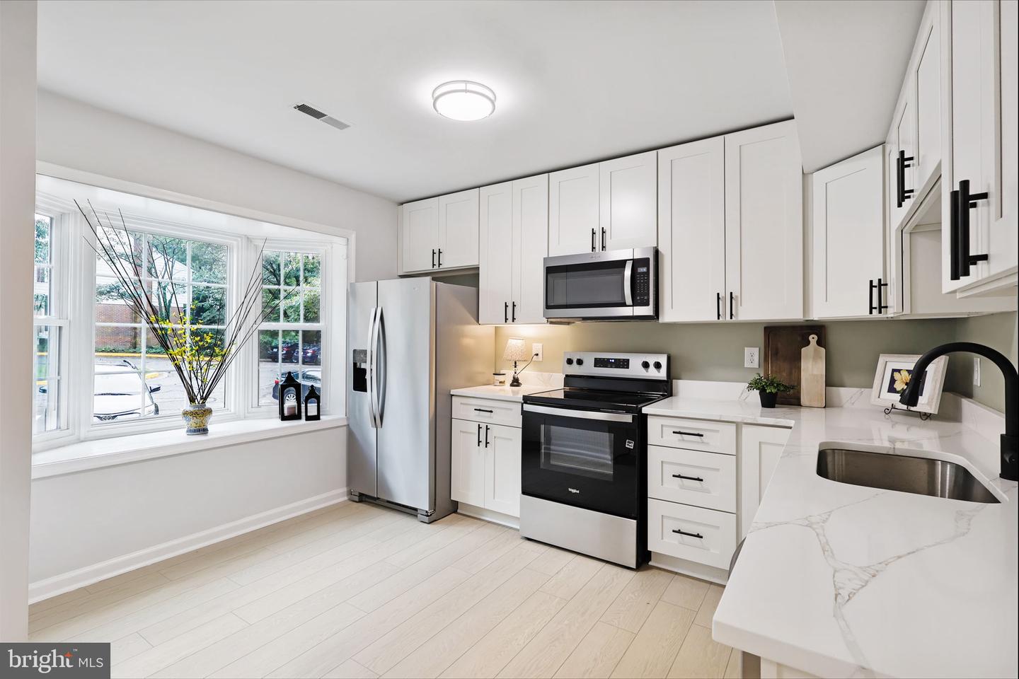 4903 VAN WALBEEK PL, ANNANDALE, Virginia 22003, 4 Bedrooms Bedrooms, ,3 BathroomsBathrooms,Residential,For sale,4903 VAN WALBEEK PL,VAFX2268826 MLS # VAFX2268826