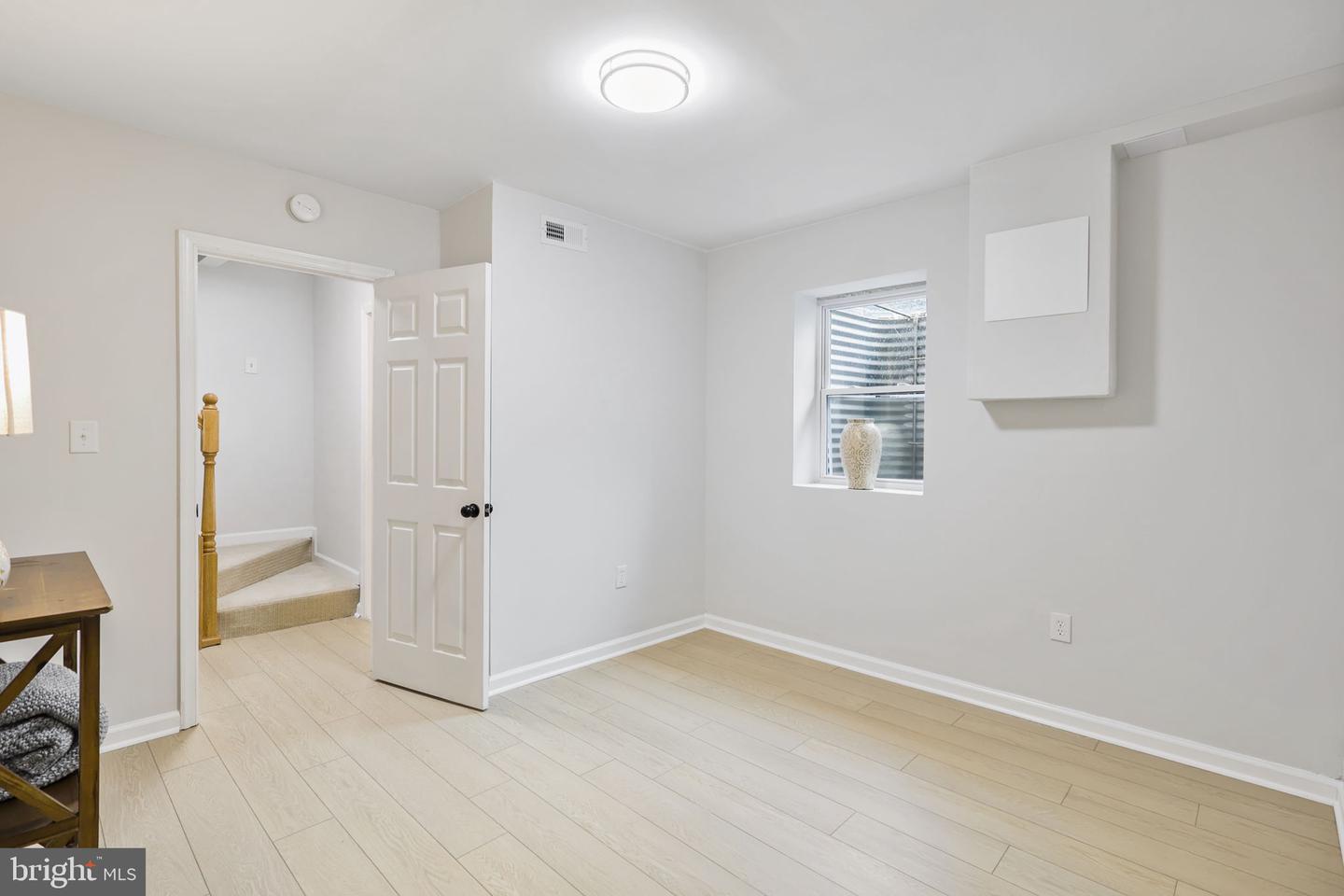 4903 VAN WALBEEK PL, ANNANDALE, Virginia 22003, 4 Bedrooms Bedrooms, ,3 BathroomsBathrooms,Residential,For sale,4903 VAN WALBEEK PL,VAFX2268826 MLS # VAFX2268826