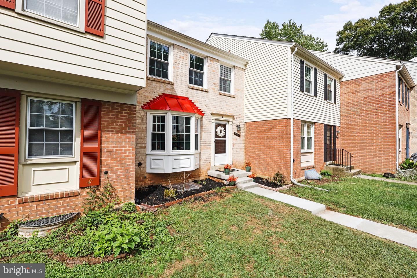 4903 VAN WALBEEK PL, ANNANDALE, Virginia 22003, 4 Bedrooms Bedrooms, ,3 BathroomsBathrooms,Residential,For sale,4903 VAN WALBEEK PL,VAFX2268826 MLS # VAFX2268826