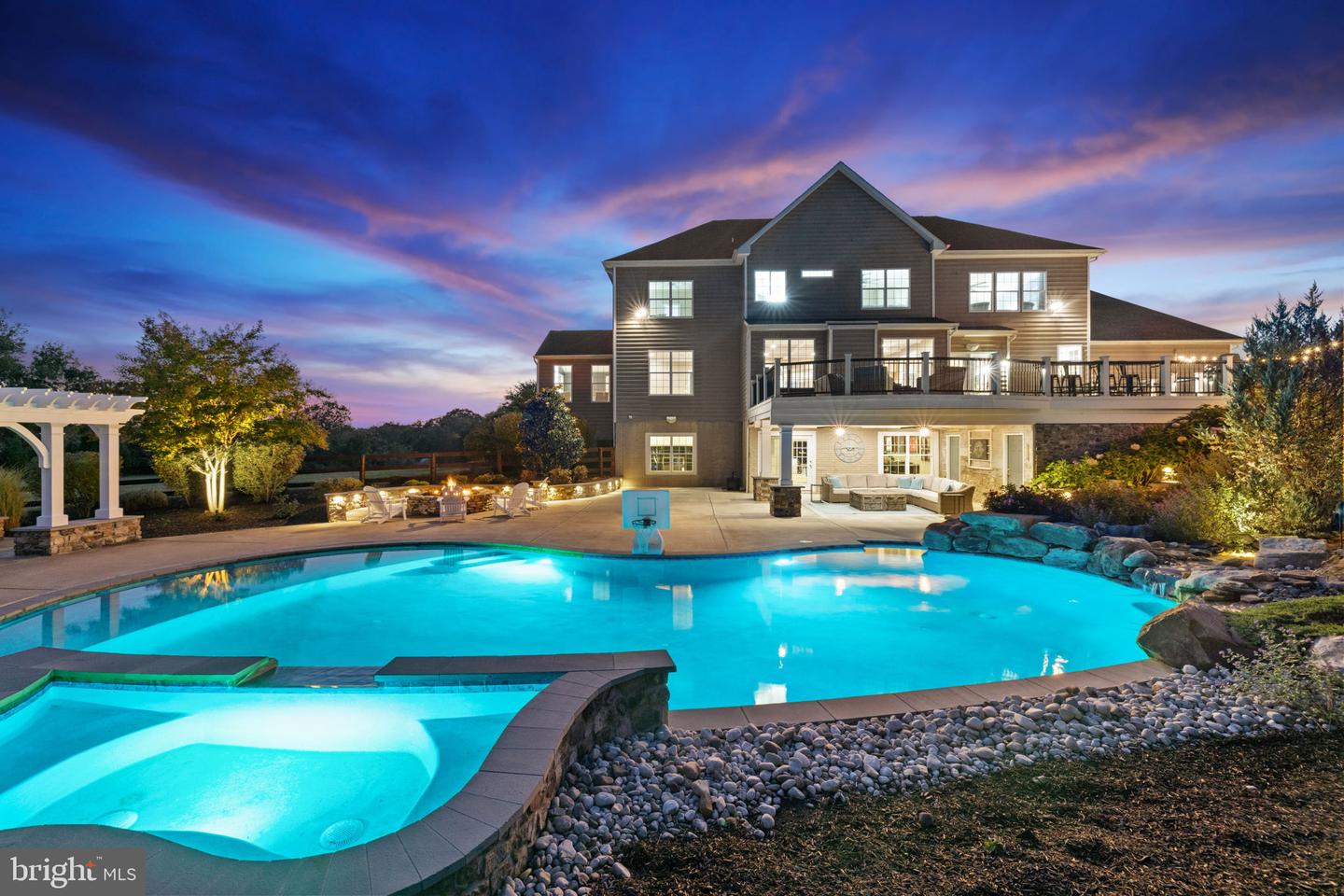 15124 OMEGA CT, WATERFORD, Virginia 20197, 5 Bedrooms Bedrooms, ,4 BathroomsBathrooms,Residential,For sale,15124 OMEGA CT,VALO2107468 MLS # VALO2107468