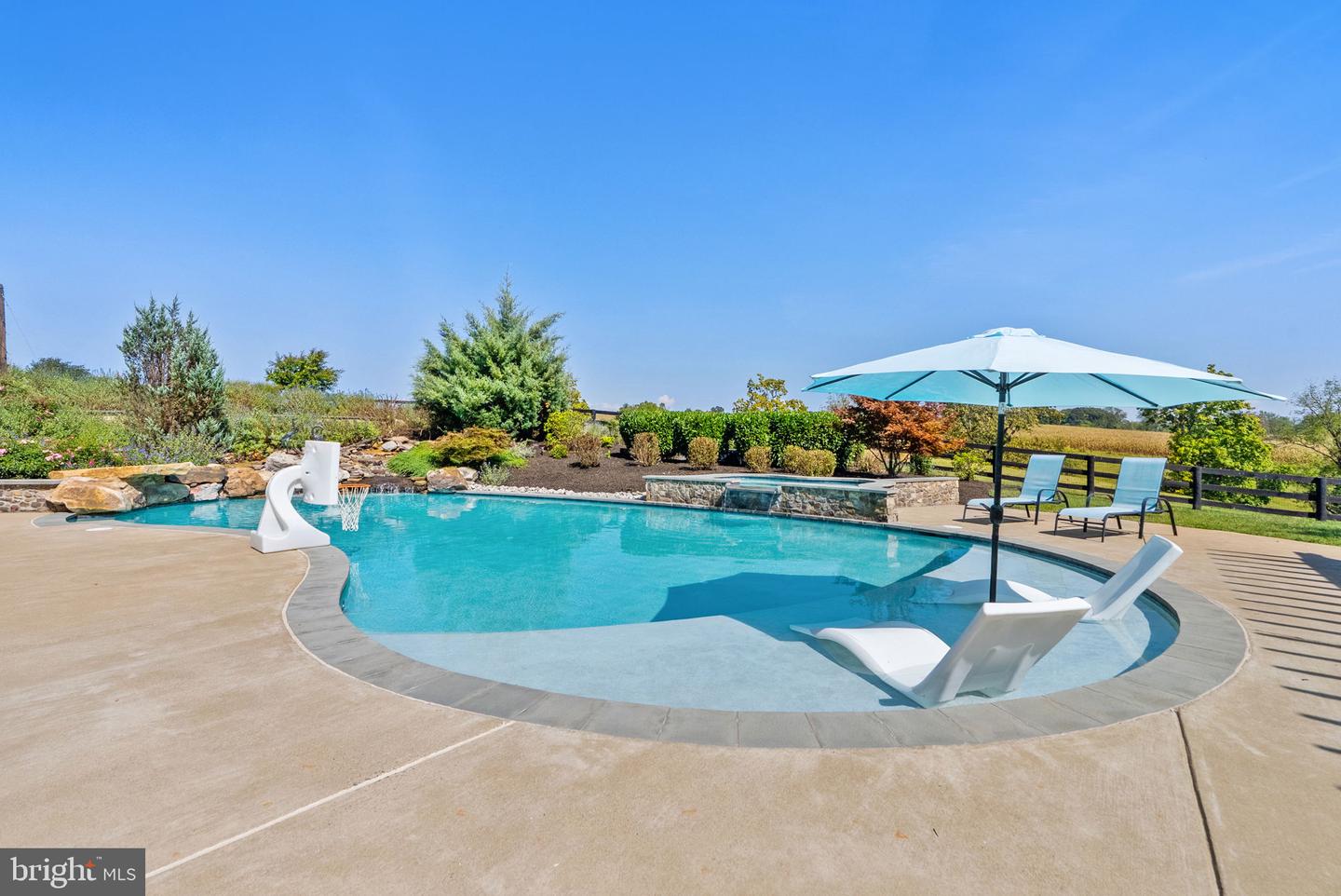 15124 OMEGA CT, WATERFORD, Virginia 20197, 5 Bedrooms Bedrooms, ,4 BathroomsBathrooms,Residential,For sale,15124 OMEGA CT,VALO2107468 MLS # VALO2107468