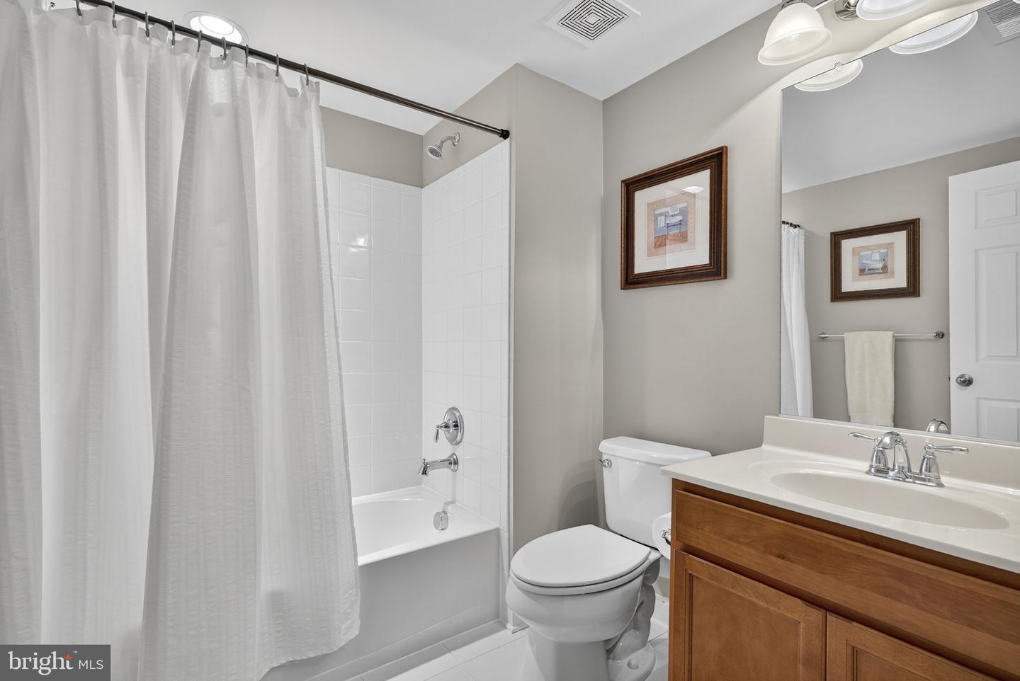 15124 OMEGA CT, WATERFORD, Virginia 20197, 5 Bedrooms Bedrooms, ,4 BathroomsBathrooms,Residential,For sale,15124 OMEGA CT,VALO2107468 MLS # VALO2107468