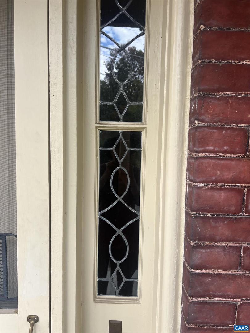 17 N WASHINGTON ST, STAUNTON, Virginia 24401, 3 Bedrooms Bedrooms, ,2 BathroomsBathrooms,Residential,For sale,17 N WASHINGTON ST,669294 MLS # 669294