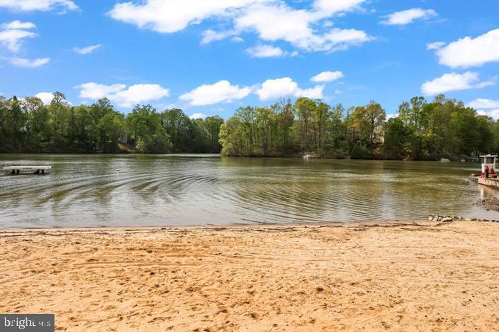16191 SHEFFIELD DR, DUMFRIES, Virginia 22025, 4 Bedrooms Bedrooms, ,2 BathroomsBathrooms,Residential,For sale,16191 SHEFFIELD DR,VAPW2104642 MLS # VAPW2104642