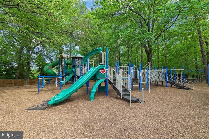 16191 SHEFFIELD DR, DUMFRIES, Virginia 22025, 4 Bedrooms Bedrooms, ,2 BathroomsBathrooms,Residential,For sale,16191 SHEFFIELD DR,VAPW2104642 MLS # VAPW2104642