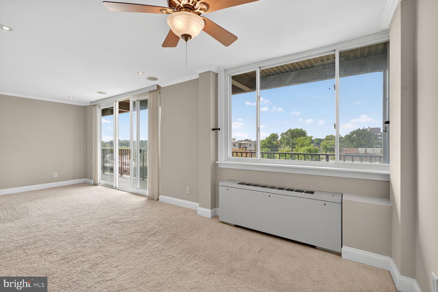 4343 CHERRY HILL RD #605, ARLINGTON, Virginia 22207, 2 Bedrooms Bedrooms, 8 Rooms Rooms,1 BathroomBathrooms,Residential,For sale,4343 CHERRY HILL RD #605,VAAR2064164 MLS # VAAR2064164