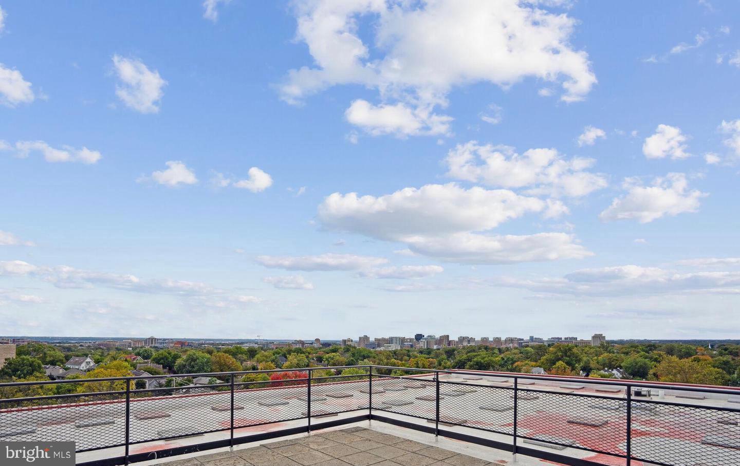 4343 CHERRY HILL RD #605, ARLINGTON, Virginia 22207, 2 Bedrooms Bedrooms, 8 Rooms Rooms,1 BathroomBathrooms,Residential,For sale,4343 CHERRY HILL RD #605,VAAR2064164 MLS # VAAR2064164