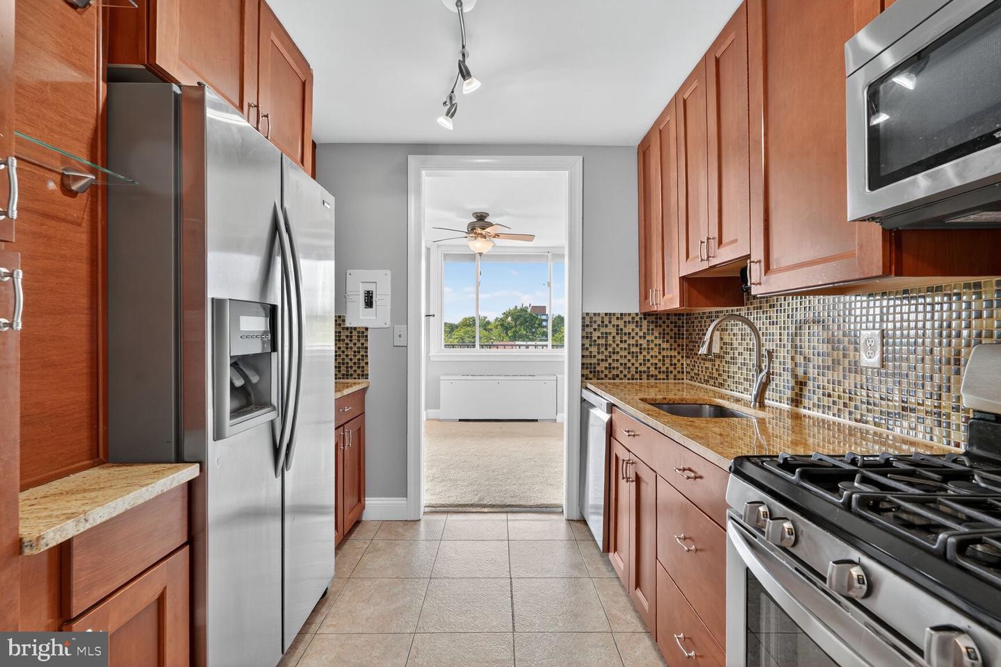 4343 CHERRY HILL RD #605, ARLINGTON, Virginia 22207, 2 Bedrooms Bedrooms, 8 Rooms Rooms,1 BathroomBathrooms,Residential,For sale,4343 CHERRY HILL RD #605,VAAR2064164 MLS # VAAR2064164